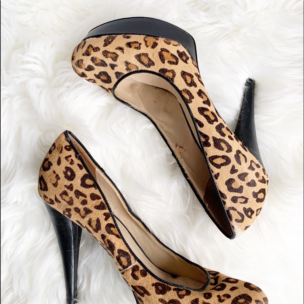 Women’s GUESS Heels